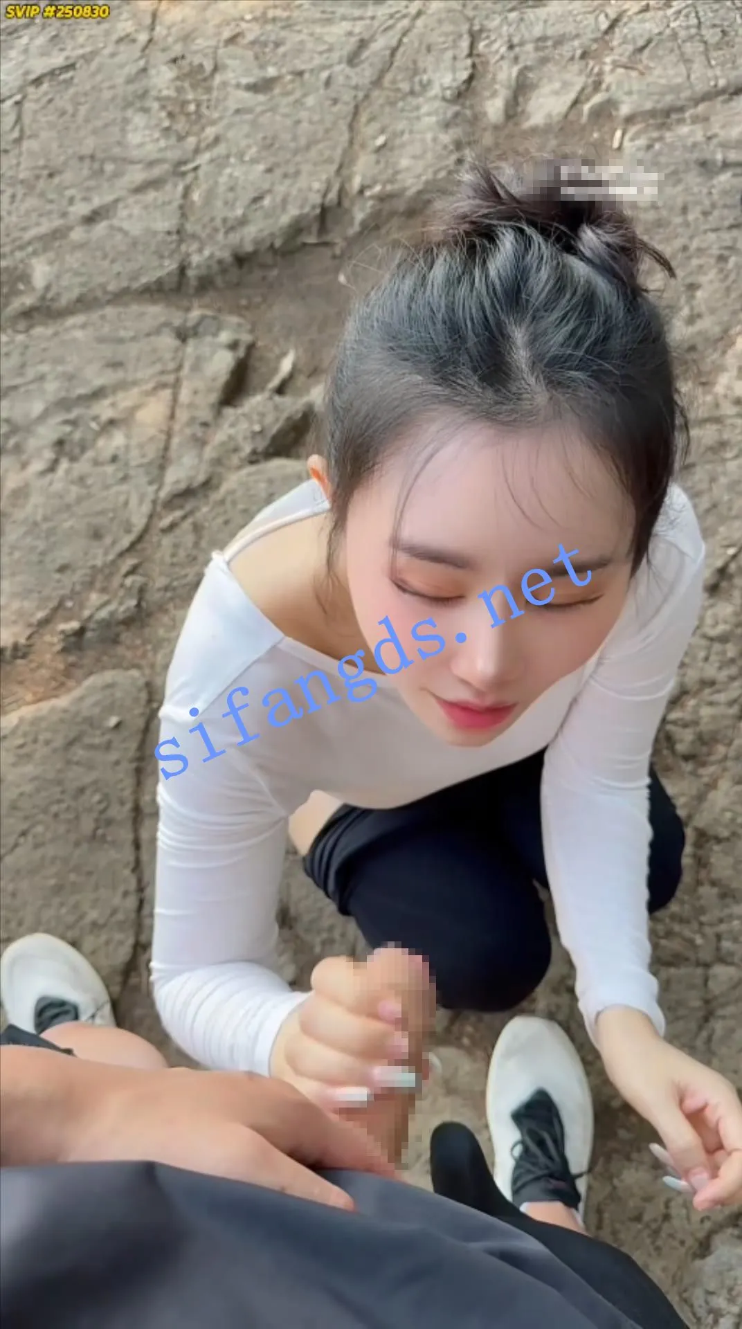 汐梦瑶至尊SVIP 10.1最新《七夕山顶偷欢》边插边来人