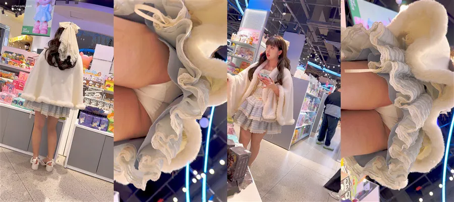 大神跟踪抄底漂亮学妹逛街专注玩手机❤️上身绒服下身光腿白色半透内